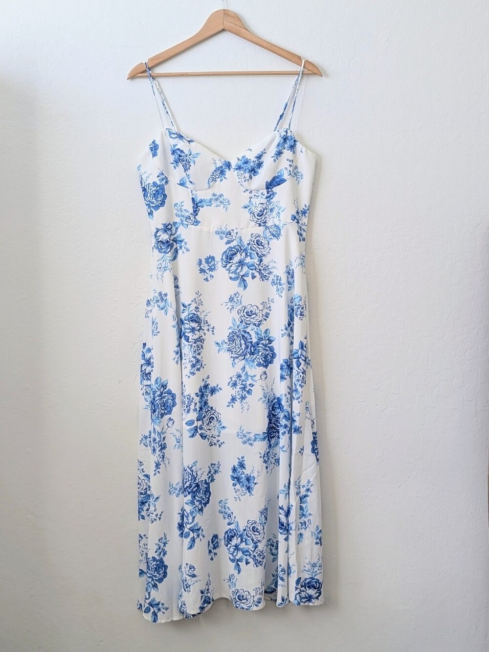 Indikah White & Blue Floral Print Midi Slip Dress with Tailored Bodice Sz Large